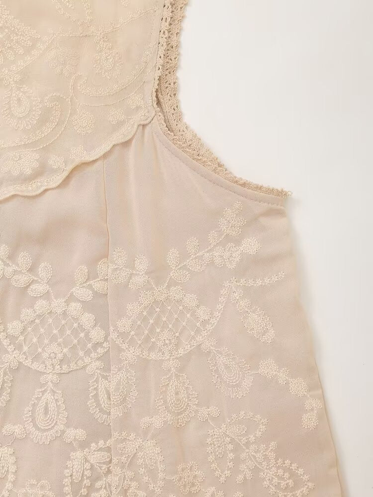 Robe brodée de couleur contrastée pour femme