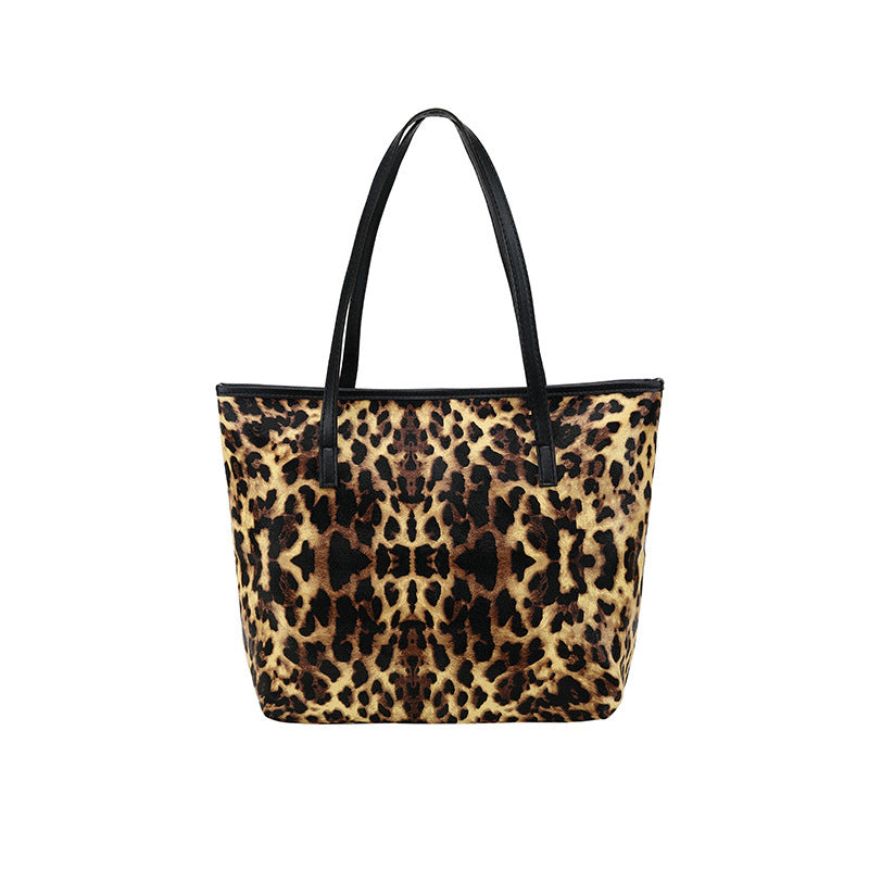 Large-capacity Printed Leopard-print Portable Underarm Bag