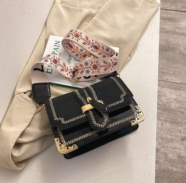 One Shoulder Bag Retro Broadband Crossbody Bag