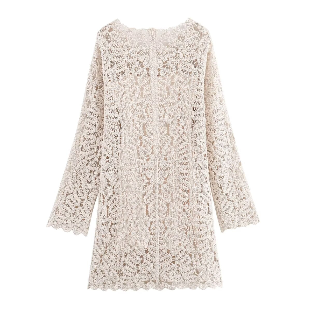 Robe élégante en tricot crocheté légèrement mature pour femme