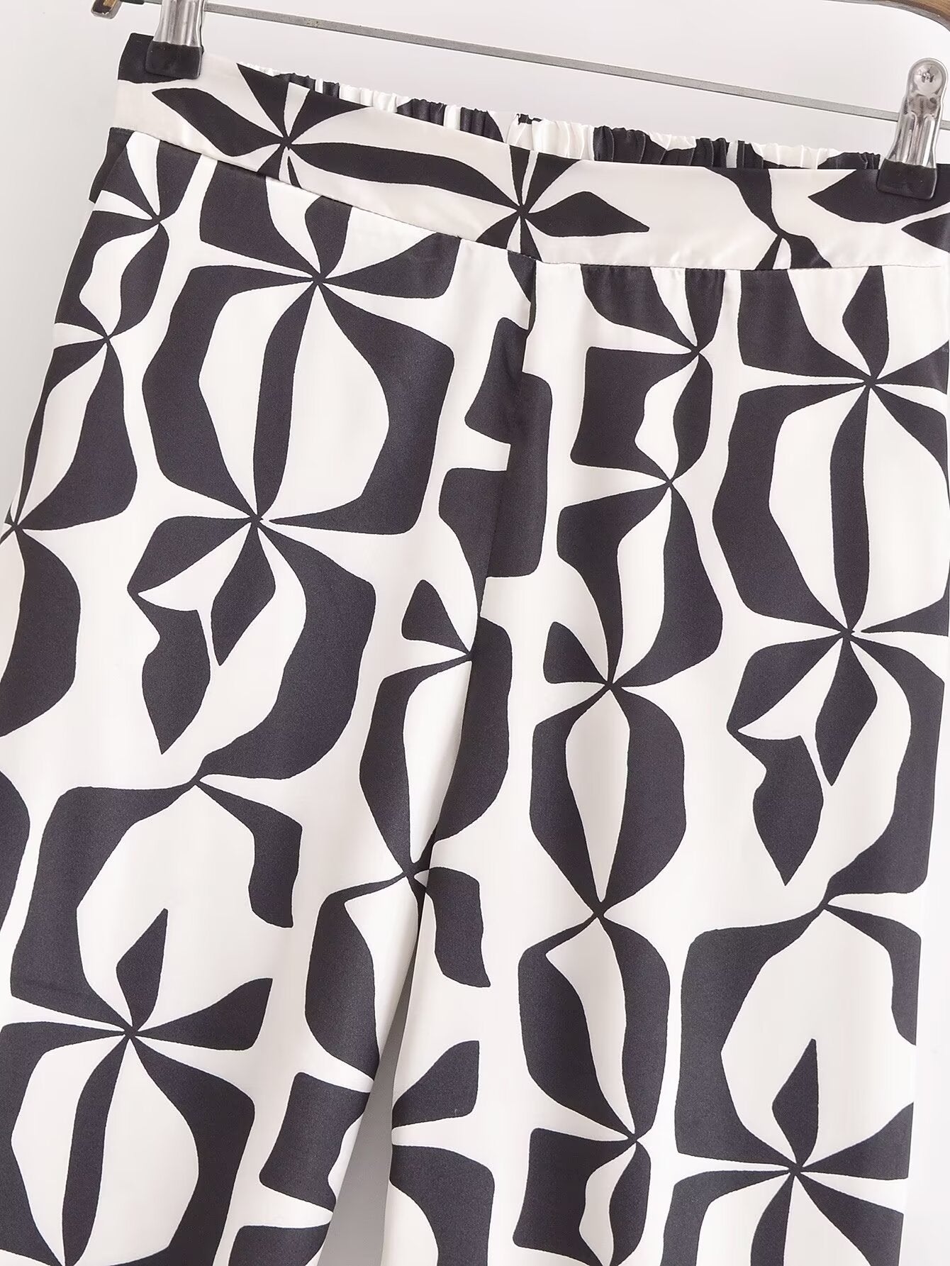 Women Clothing Summer Rayon Collection Bow Metal Ring Sleeveless Shirt Set