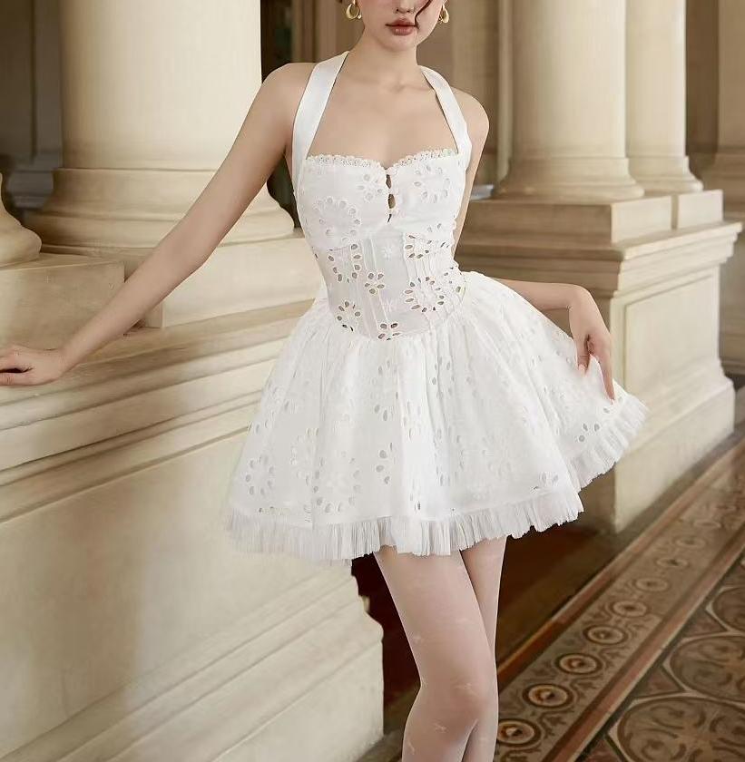 Women Sweet Cutout Embroidery Lace Stitching Halter Lace up Dress