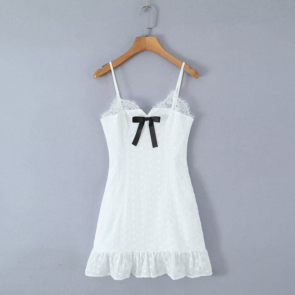 V neck Lace Chest Bow Suspender Dress Sweet Slim Fit Wooden Ear