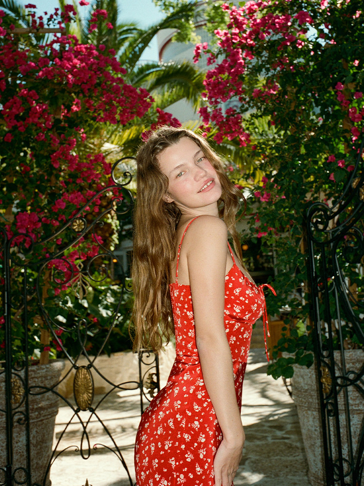 Spring Holiday Chest Drawstring Strap Floral Red Background Sling Dress