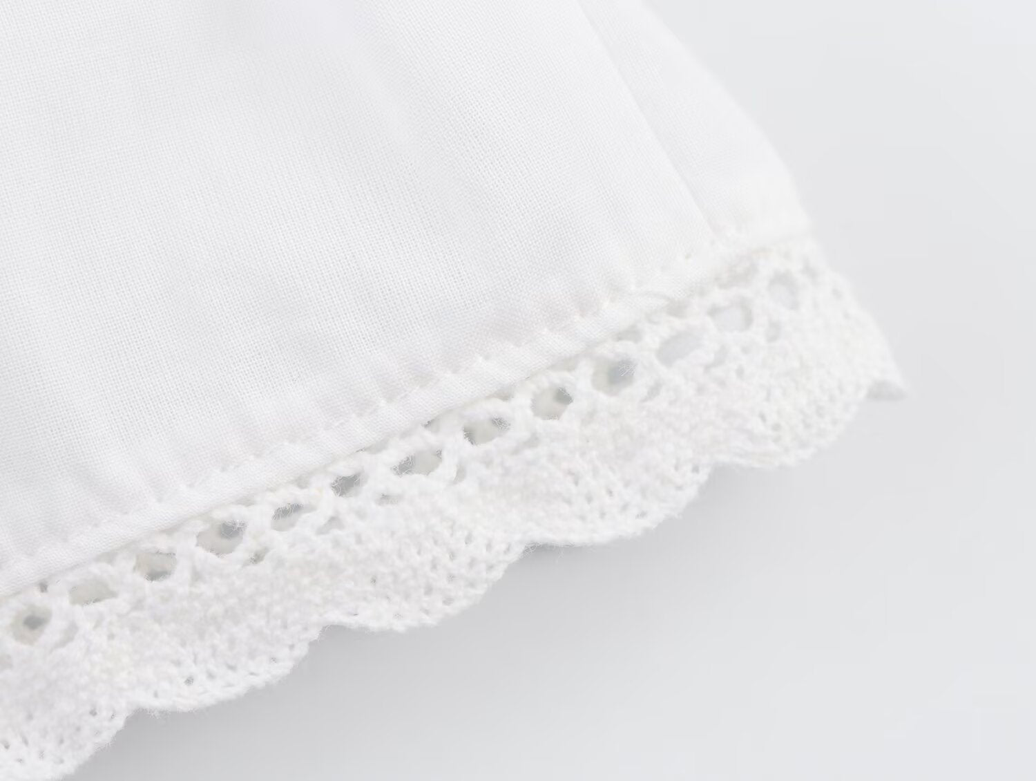 Women Clothing Sweet French Lace Embroidered Pleated Spaghetti-Strap Camisole Top