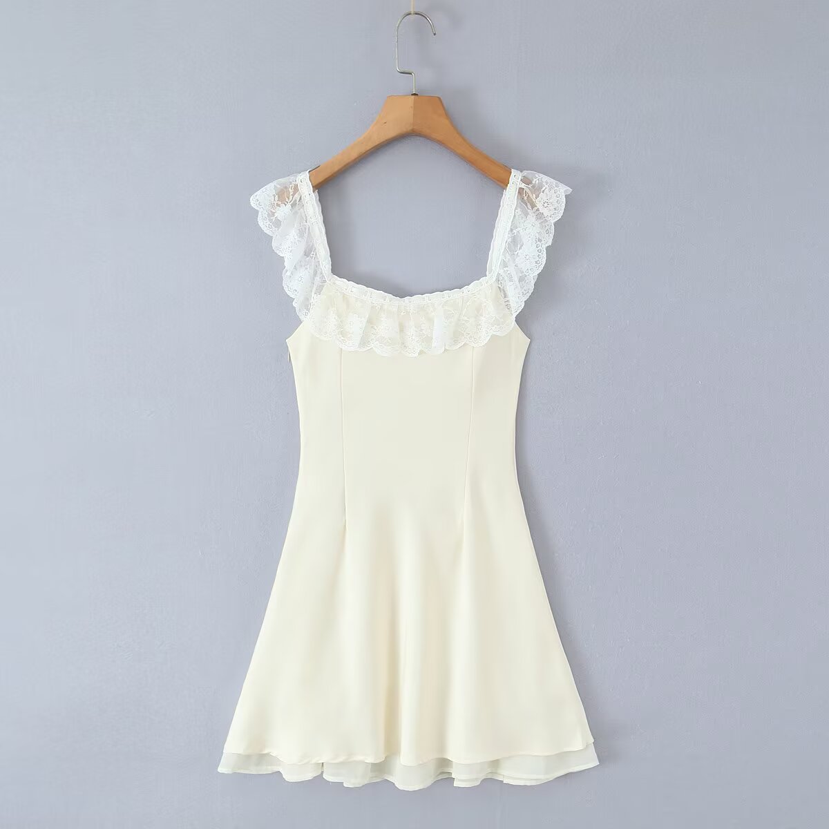 Summer Women Clothing Pure Sexy Ruffled Lace Patchwork Waist Slimming Slimming Dress Short Dresses