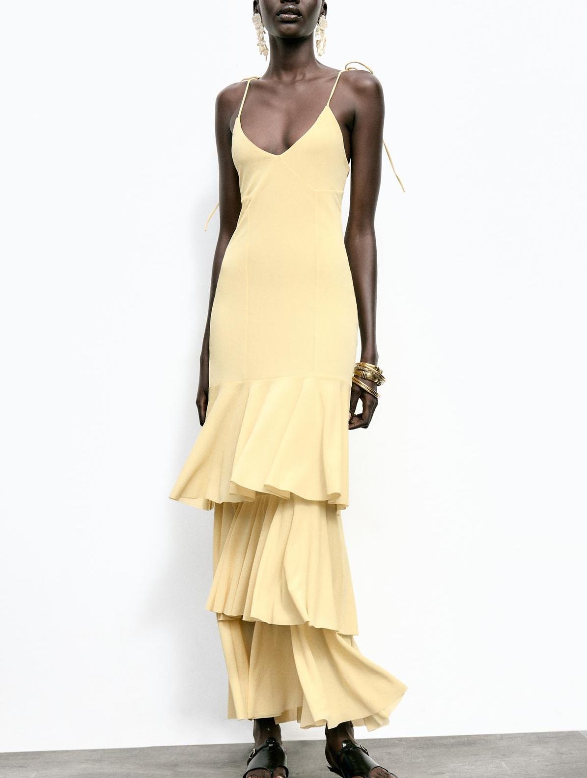 Robe mi-longue amincissante à bretelles sexy et décolleté en V, dos nu, décoration laminée