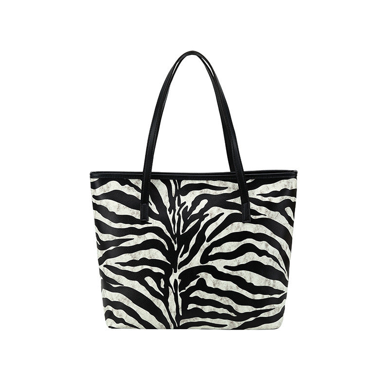 Large-capacity Printed Leopard-print Portable Underarm Bag