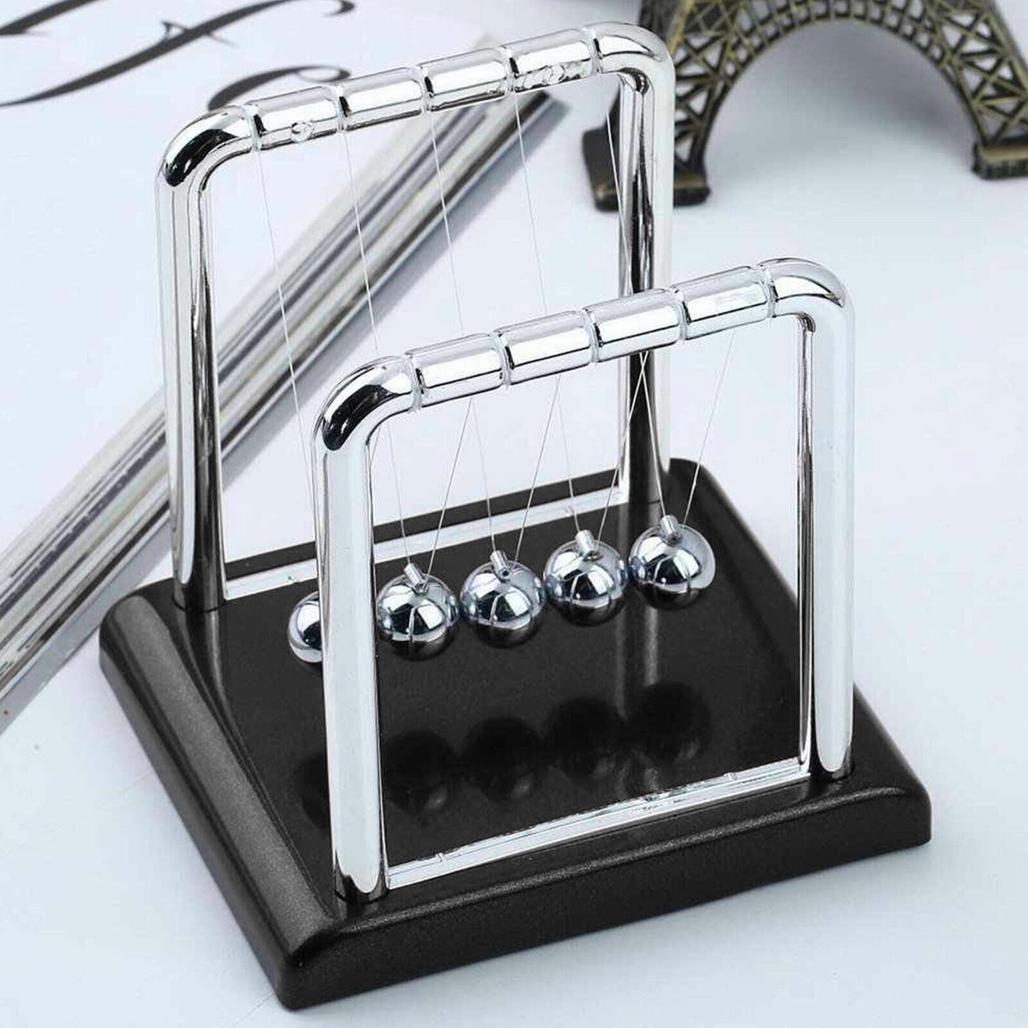 Newtons Cradle Steel Balance Ball Physics Science Pendulum Early Development Educational Desktop Toy Gift Office DecorationNewtons Cradle Pendulum Balance Ball Perpetual Motion Physics Decor Gift