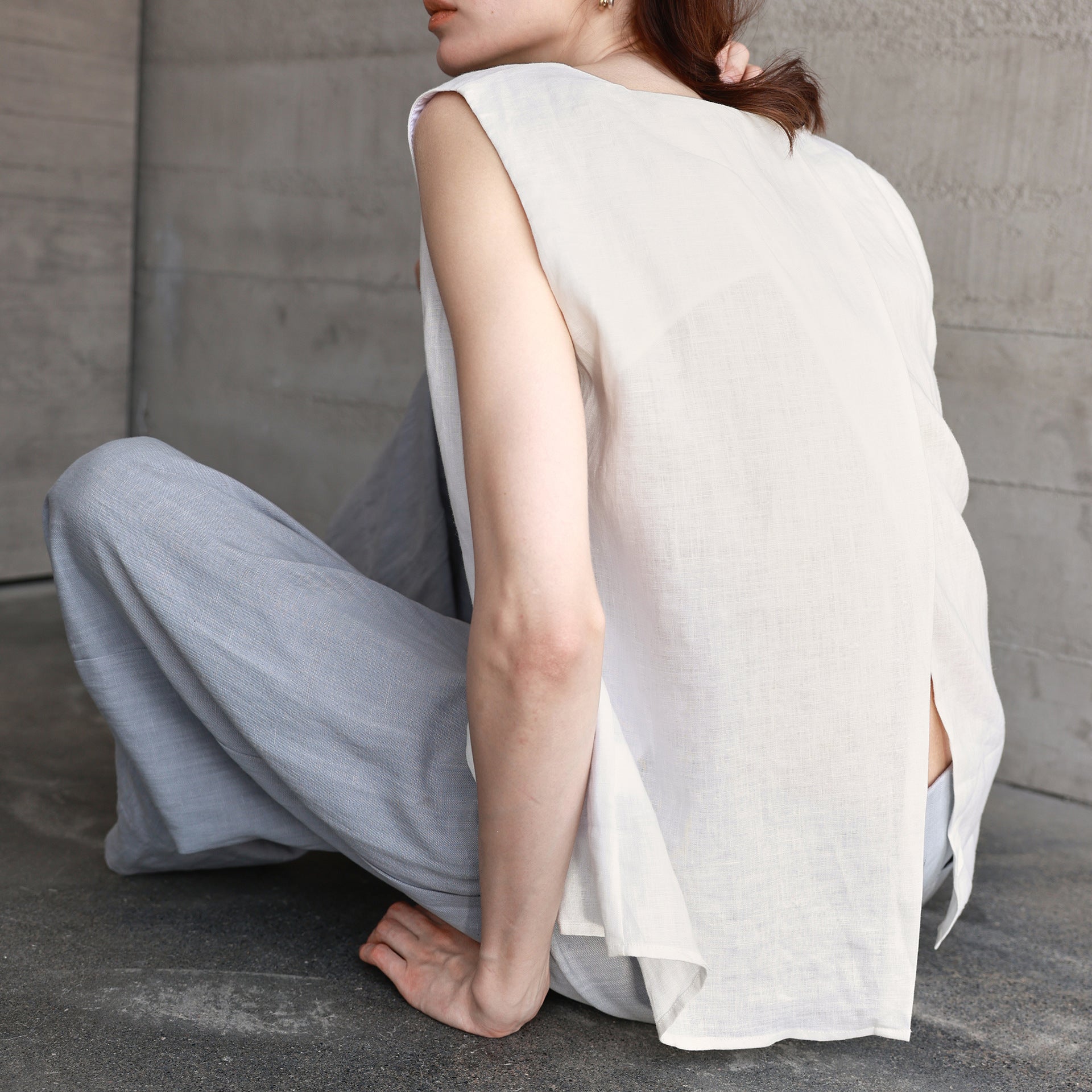 Pure Linen round Neck Sleeveless Vest Women Front Box Pleat Design Sleeveless Top Solid Color Camisole